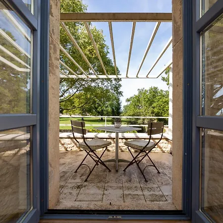 بيت للعطل Beautiful Restored With Private Pool And Gardens