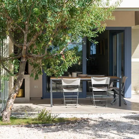 Beautiful Restored With Private Pool And Gardens *